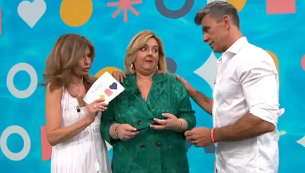 Gema López, Pilar Vidal y Alonso Caparrós en 'Espejo Público'