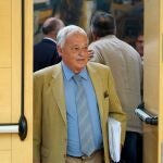 Gonzalo Santonja comparece en las Cortes regionales