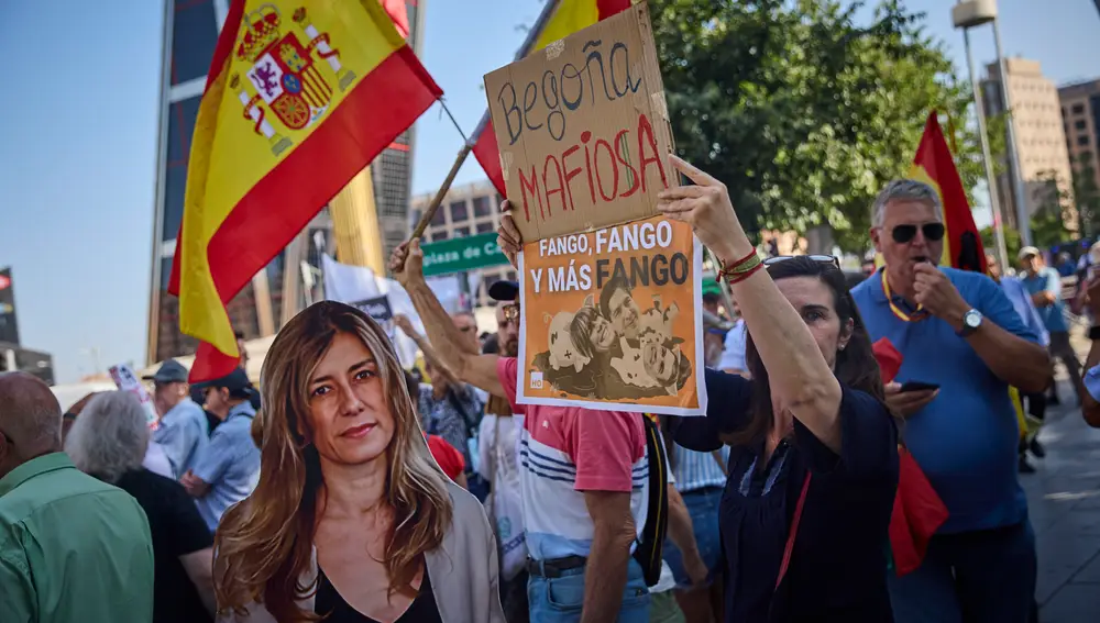 Ambiente en los juzgados de plaza de Castilla hoy que declara ante el juez Begoña Gómez, la mujer del presiden