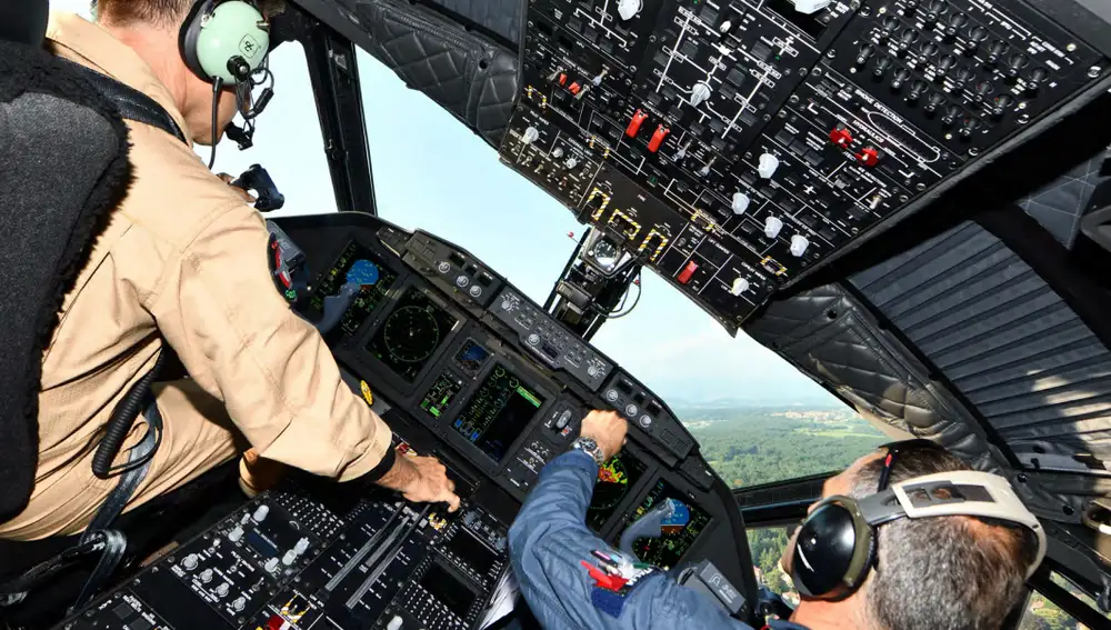 Interior del cokpit del C-27J NG