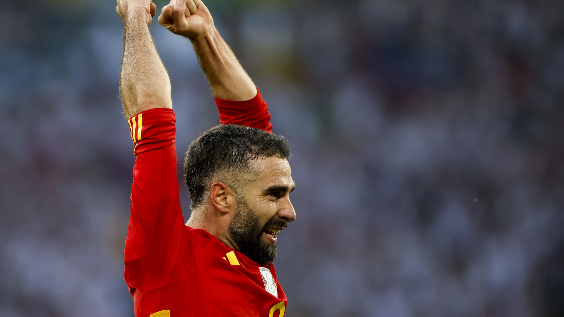 Dani Carvajal ha vuelto a mostrar su carácter con el himno de España