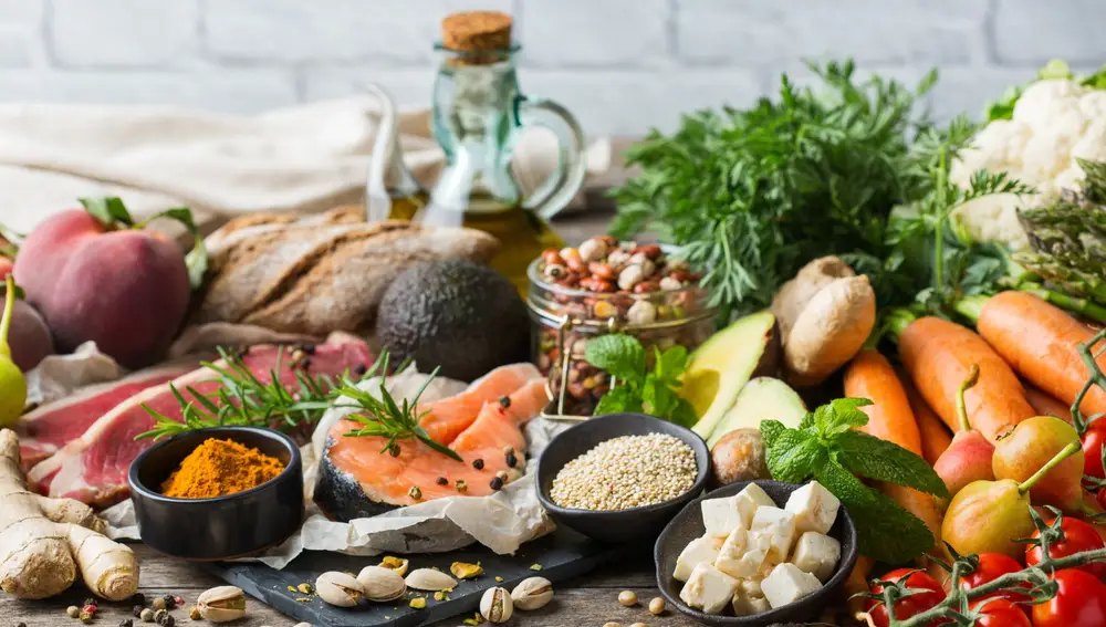 Cardiólogo revela que el secreto para una vida saludable está en la dieta mediterránea