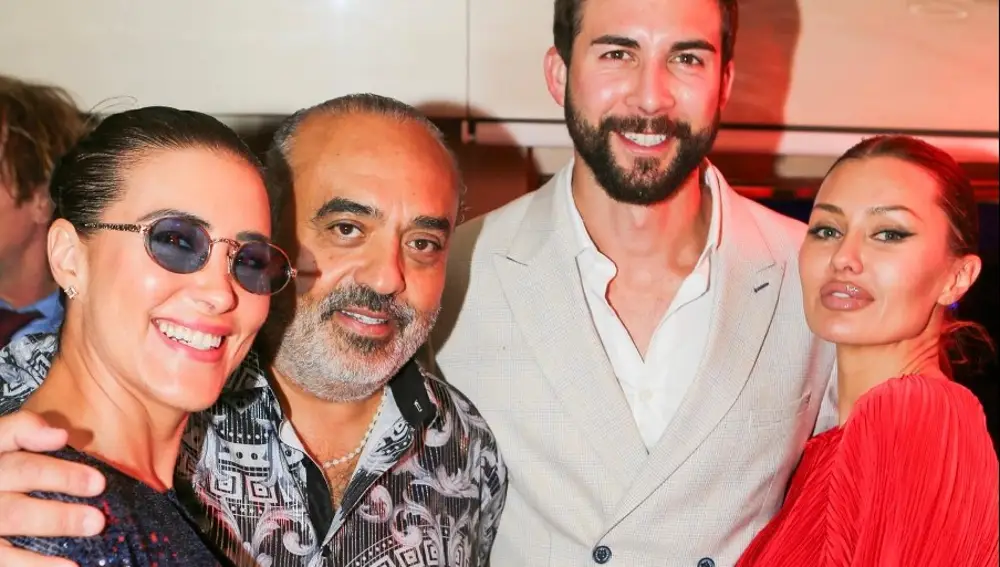 Karina Velázquez, Chico Castillo, Álvaro Núñez y Victoria Bonya