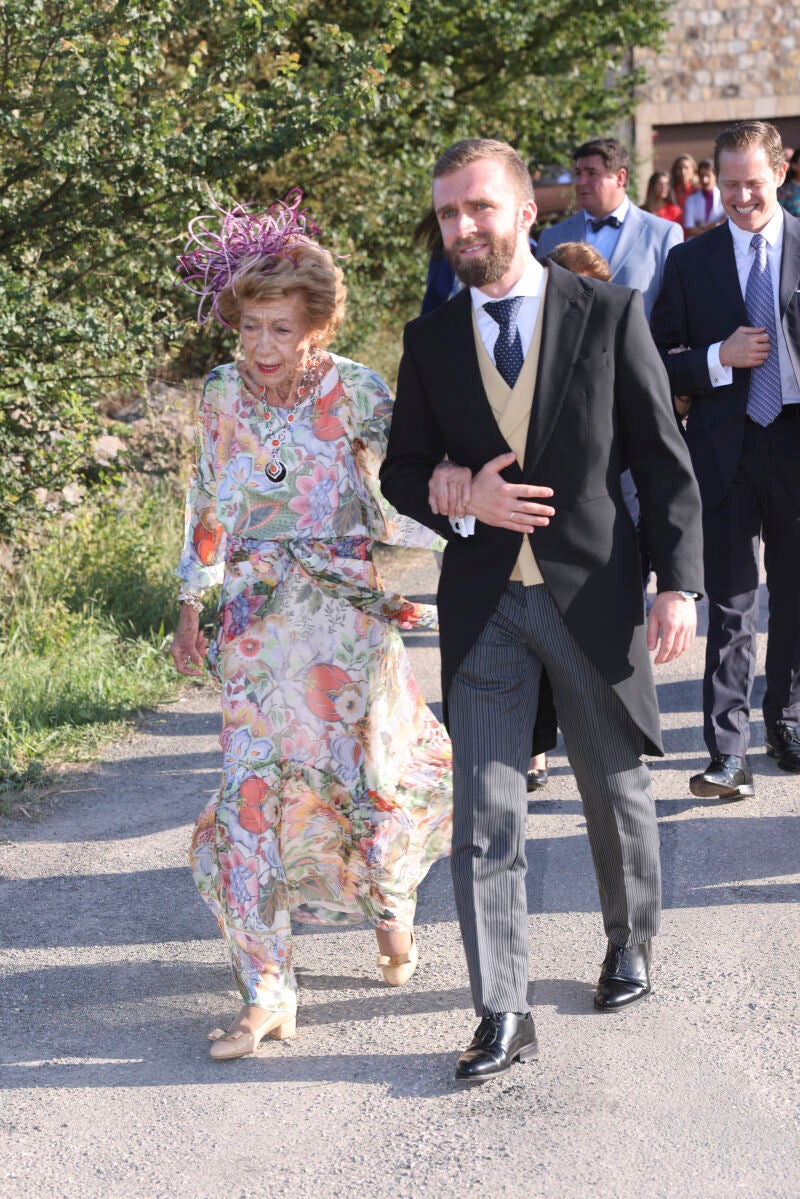 Carmen Fernández de Araoz Marañón, abuela de la novia.
