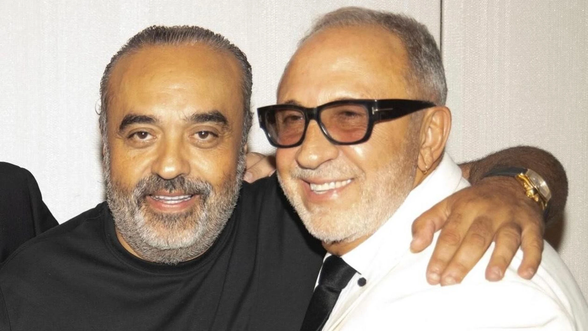 Chico Castillo con el productor de su ultimo album, Emilio Estefan