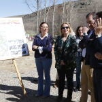 La consejera María González Corral durante la visita a unas obras en carreteras de la Comunidad
