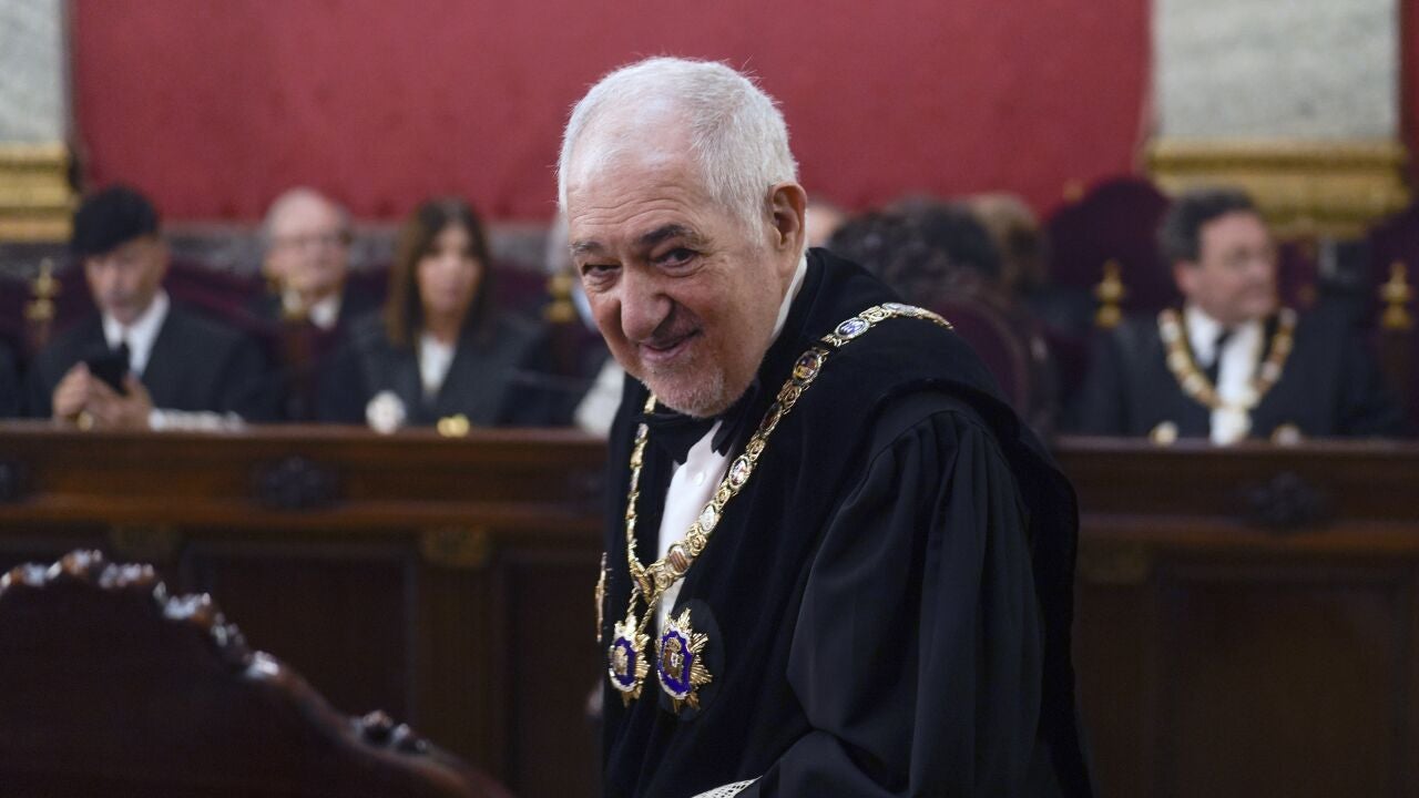 El Tribunal Constitucional se rompe por sus continuas correcciones al Supremo: "Lo hemos sustituido"