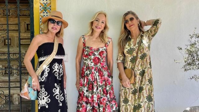 Carmen Lomana en su mercadillo de Marbella.