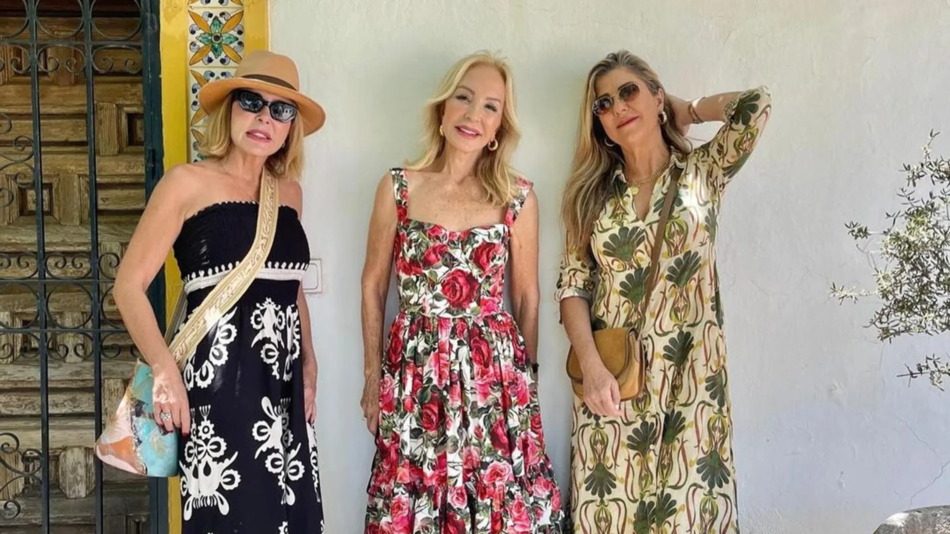 Carmen Lomana en su mercadillo de Marbella.