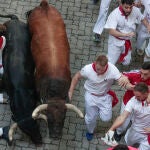 Los veloces Cebada Gago protagonizan este lunes del encierro de los Sanfermines