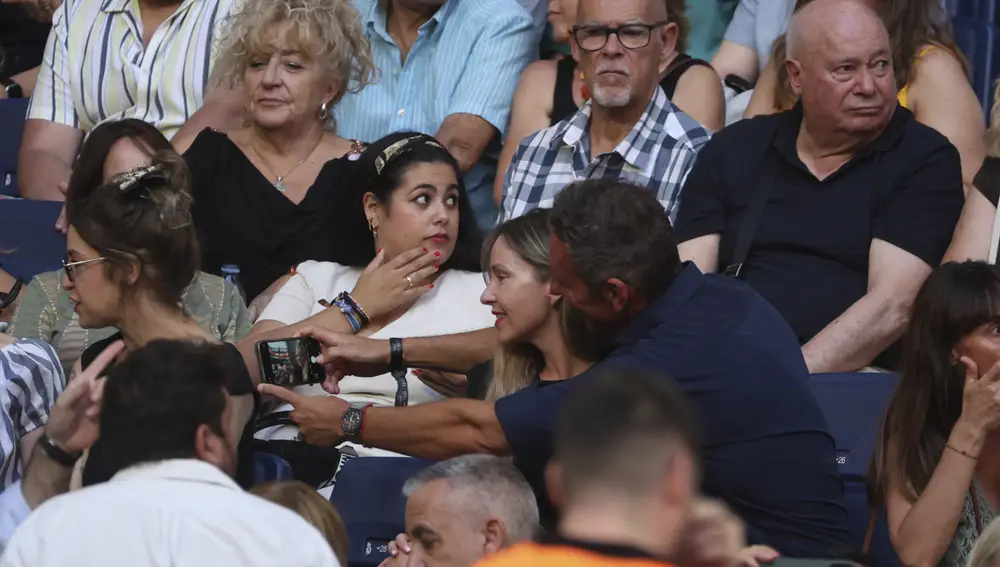 Alexia Pla y Joaquín Prat en el concierto de Luis Miguel en Madrid