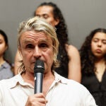 En libertad el compositor español Nacho Cano tras ser detenido por contratación ilegal
