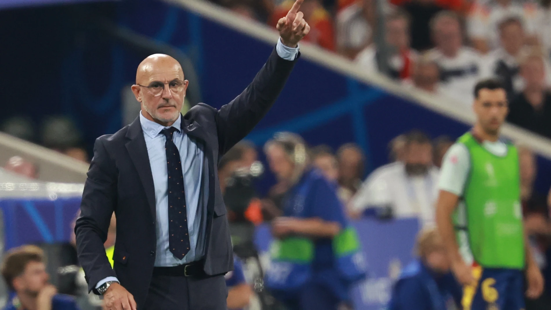 Munich (Germany), 09/07/2024.- Head coach Luis de la Fuente of Spain reacts during UEFA EURO 2024 semi-finals soccer match between Spain and France in Munich, Germany, 09 July 2024. (Francia, Alemania, España) EFE/EPA/CLEMENS BILAN