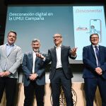 El rector, José Luján (2d) presenta la estrategia de desconexión digital junto al gerente (i), el vicerrector de profesorado y el coordinador de salud y bienestar
