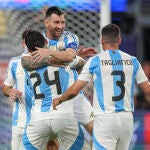 Messi celebra un gol con la selección argentina