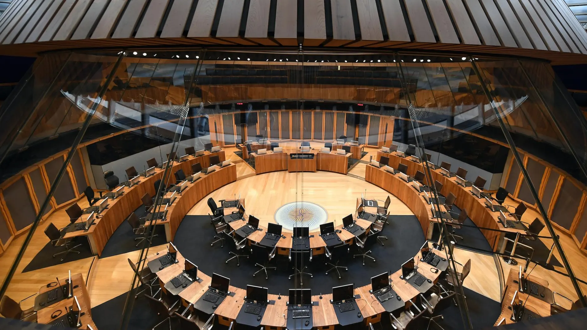 Imagen de archivo del Parlamento de Gales: este país podría tener una pionera ley en la que se castigaría a los políticos por mentir