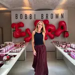 Amelia Bono con falda de Massimo Dutti.