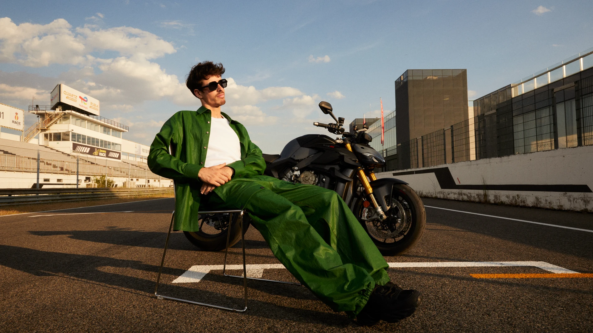 Hawkers y Alex Márquez presentan ‘Recon Lap’