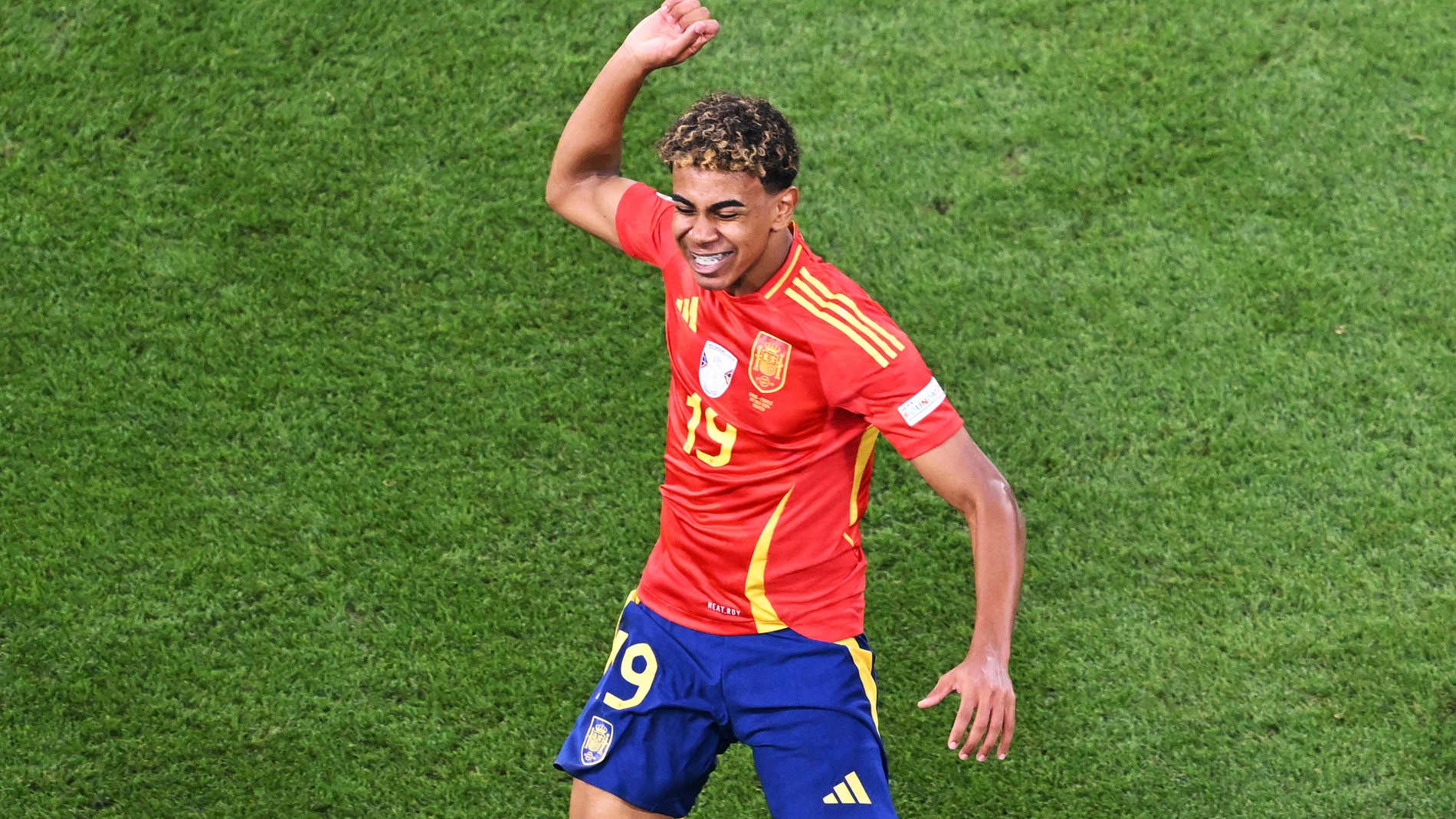 09 July 2024, Bavaria, Munich: Spain's Lamine Yamal celebrates after his goal during the UEFA Euro 2024 Semi-final soccer match between Spain and France at Munich Football Arena. Photo: Sven Hoppe/dpa09/07/2024 ONLY FOR USE IN SPAIN