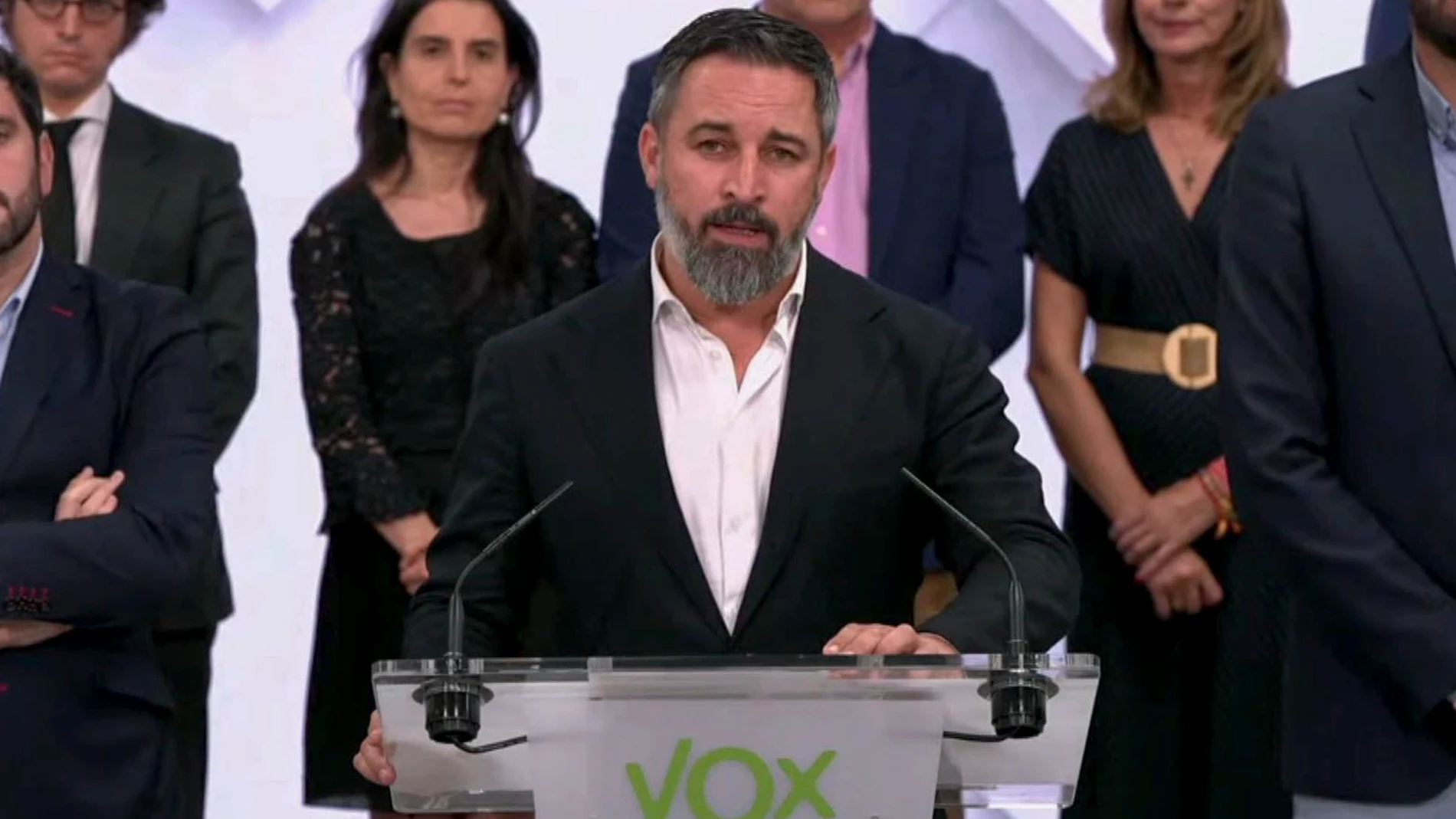 GRAF5622. MADRID, 11/07/2024.- El líder de Vox, Santiago Abascal, anuncia que el Comité Ejecutivo Nacional de Vox ha acordado este jueves salir de todos los gobiernos autonómicos de coalición con el PP debido, según él, a la "agresión" del presidente del PP, Alberto Núñez Feijóo, al "obligar" a las comunidades a aceptar el reparto menores migrantes no acompañados. EFE/ Vox -SOLO USO EDITORIAL/SOLO DISPONIBLE PARA ILUSTRAR LA NOTICIA QUE ACOMPAÑA (CRÉDITO OBLIGATORIO)-