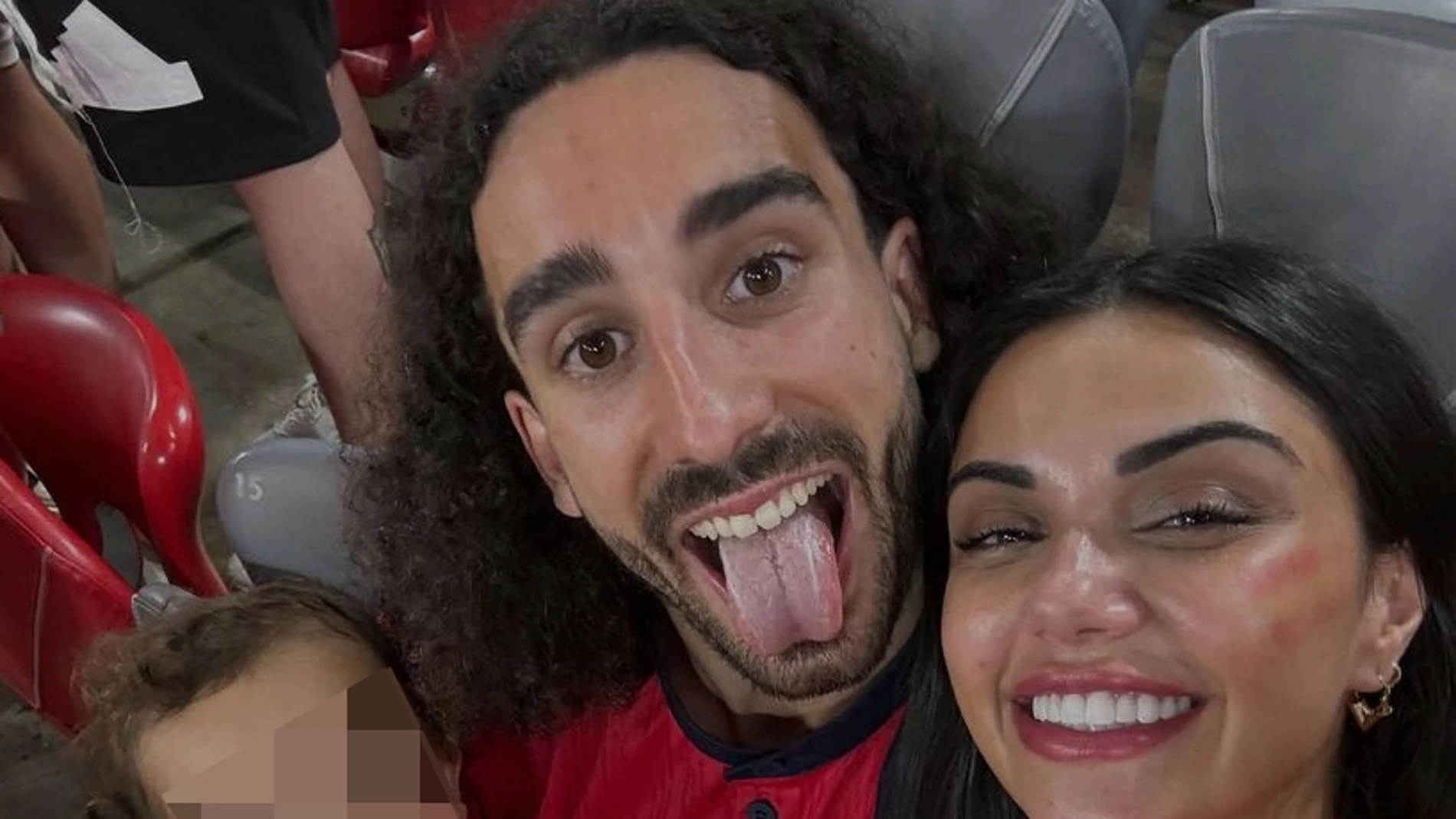 Marc Cucurella y Claudia Rodríguez.