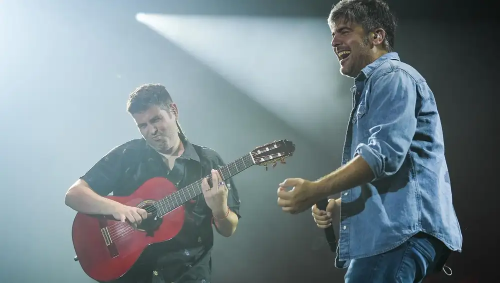 Los hermanos Muñoz, en un concierto de Estopa