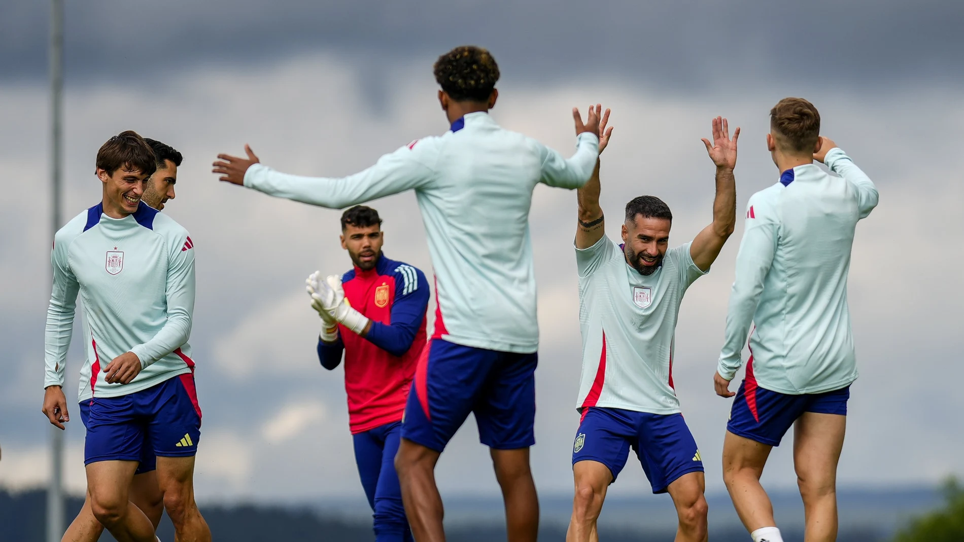 Los jugadores de la selección, en el entrenamiento de este sábado