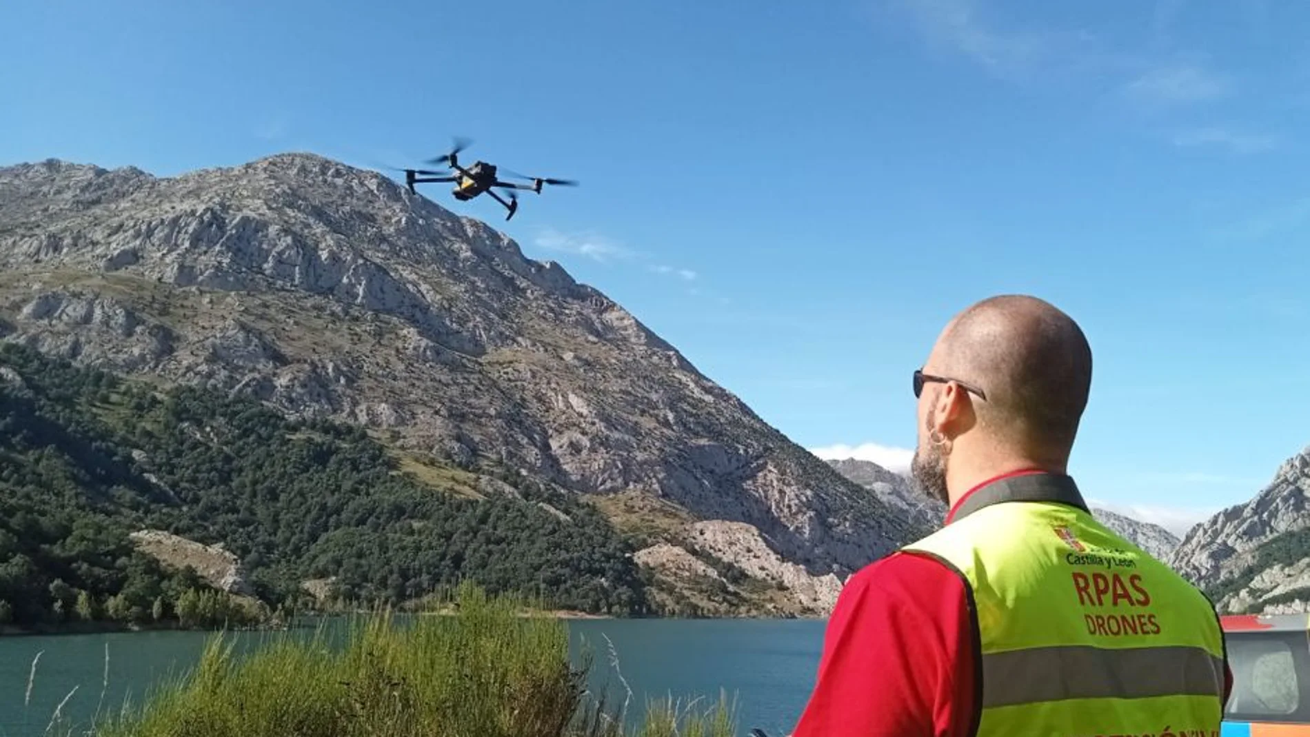 La unidad de drones de la Agencia de Protección Civil de Castilla y León se une a la búsqueda
