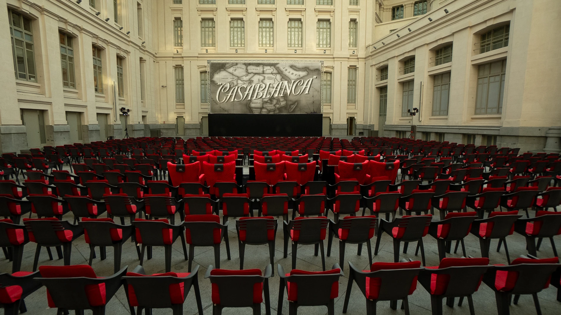 Cibeles, alfombra roja al mejor cine este verano