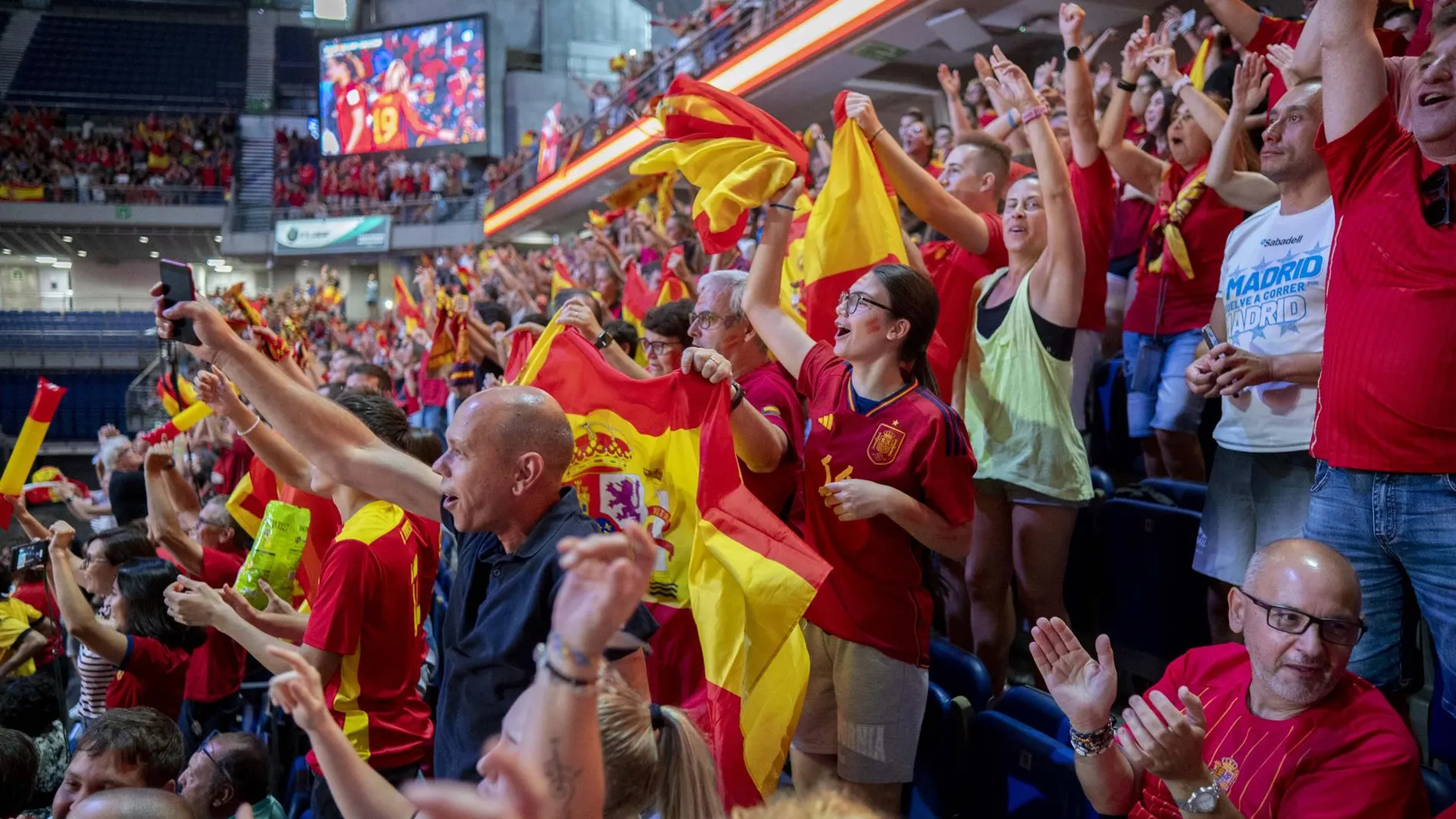Más de una decena de municipios de la Comunidad contará con pantallas gigantes este domingo para ver la final de la Eurocopa