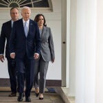 DC: President Biden Hosts a Reception Celebrating Jewish American Heritage Month in the Rose Garden