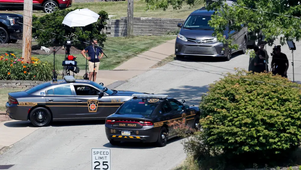 Police investigate home of alleged gunman in Trump shooting