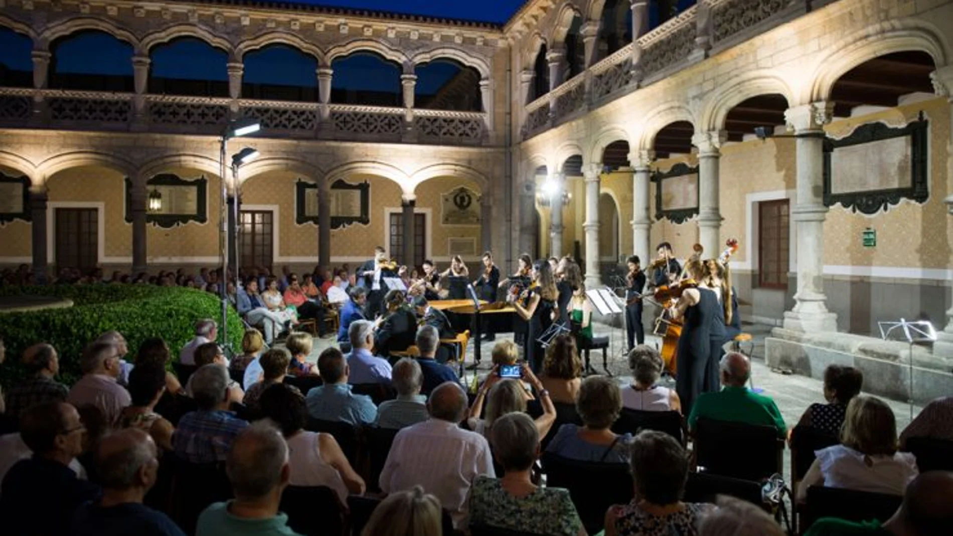 Actuación del Festival "Música con gusto"