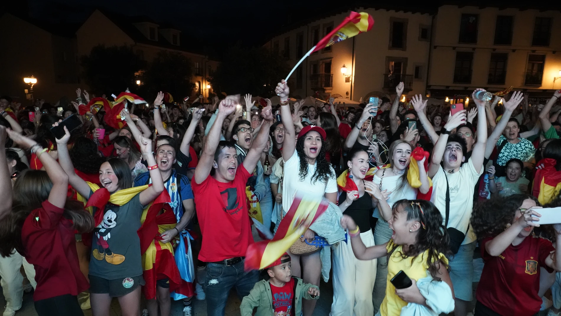 Ponferrada vibra con la cuarta Europa de la Selección Española de fútbol