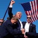 Trump, en el momento en que es evacuado