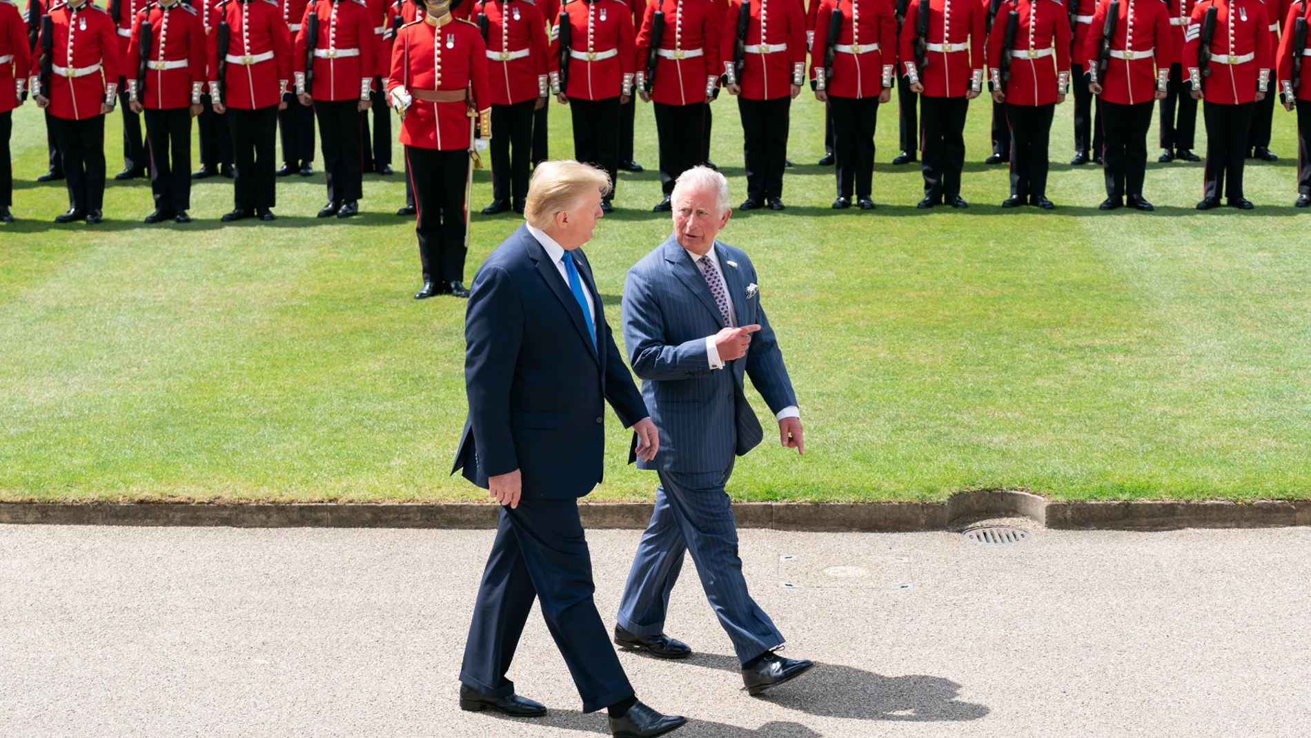 June 3, 2019 - London, England, United Kingdom - President DONALD TRUMP and PRINCE CHARLES arrives to welcome ceremony at Buckingham Palace Monday, June 3, 2019, in London. (Foto de ARCHIVO) 03/06/2019