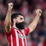 Fútbol.- El delantero Asier Villalibre deja el Athletic y regresa al Deportivo Alavés hasta 2028