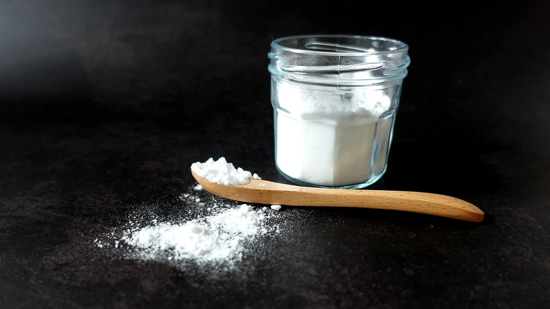 Una cucharada de este producto reducirá tu factura de electricidad mientras deja tu ropa impecable