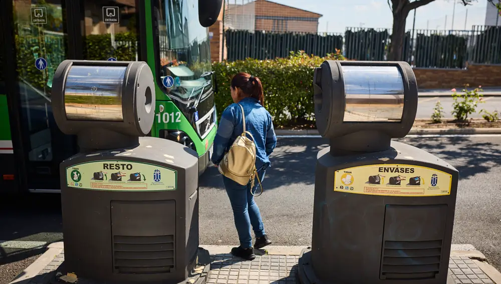 Buzones específicos para la recogida neumática de basura, en una foto tomada el pasado 4 de junio en el municipio de Majadahonda