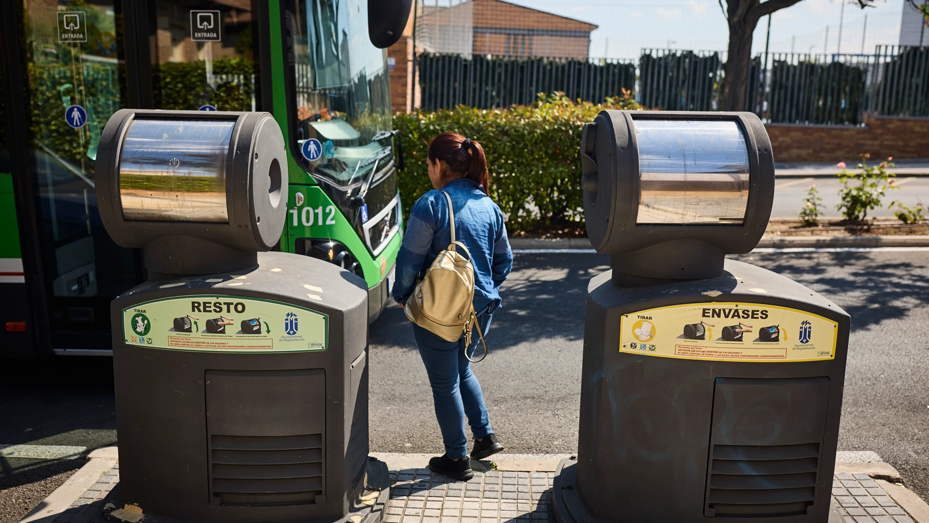 Buzones específicos para la recogida neumática de basura, en una foto tomada el pasado 4 de junio en el municipio de Majadahonda
