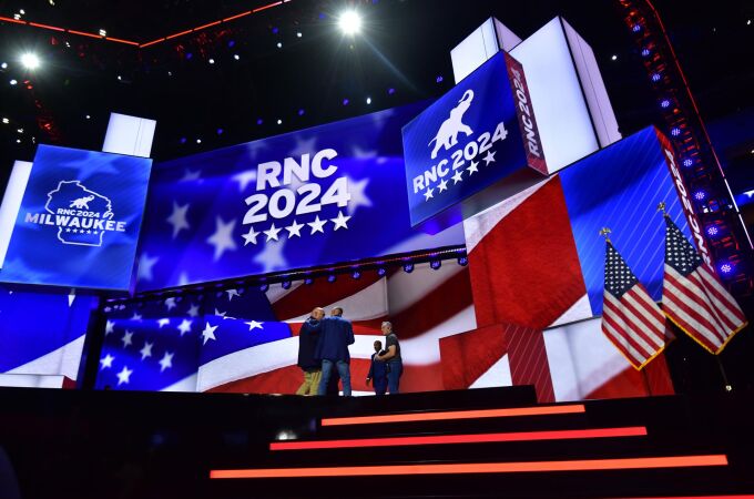 EEUU.- Trump y Vance son elegidos candidatos del Partido Republicano para las presidenciales de EEUU
