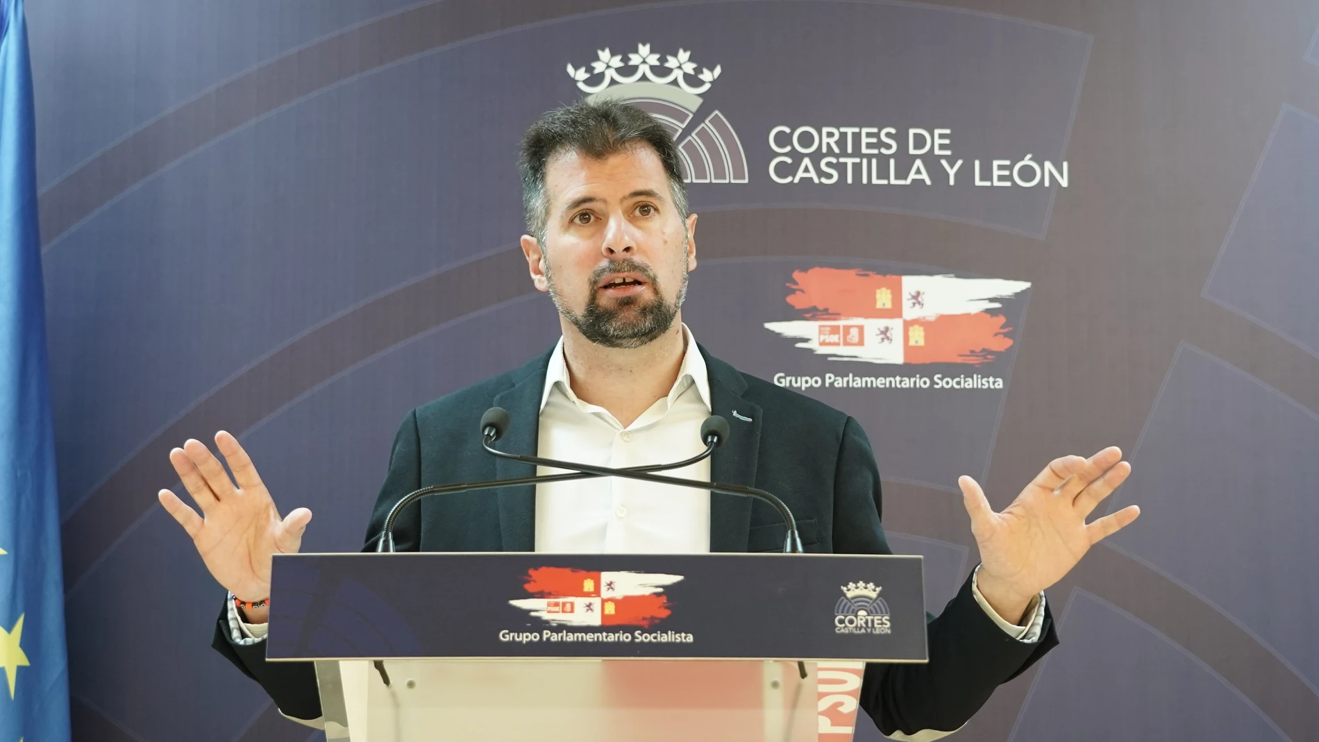 Luis Tudanca durante la rueda de prensa
