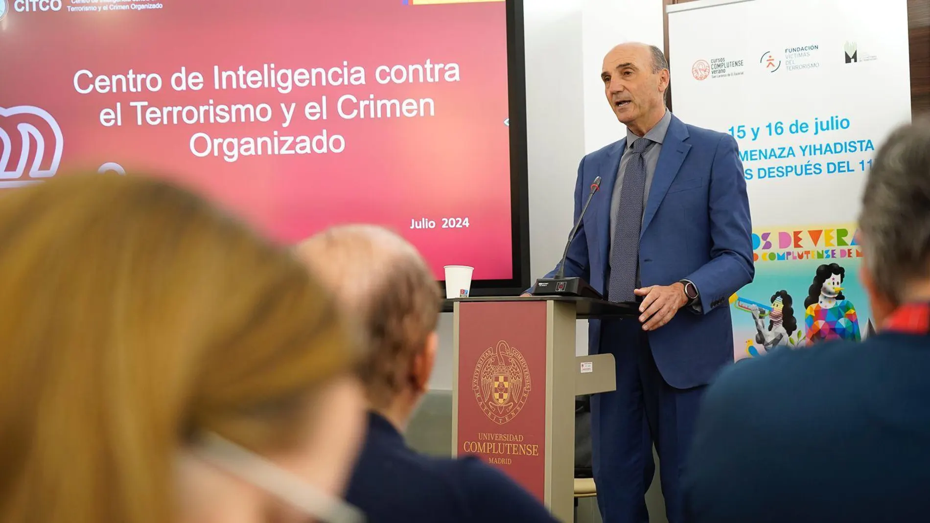 El director del CITCO, Manuel Navarrete durante su intervención en los cursos de verano de El Escorial organizado por la Fundación Víctimas del Terrorismo.