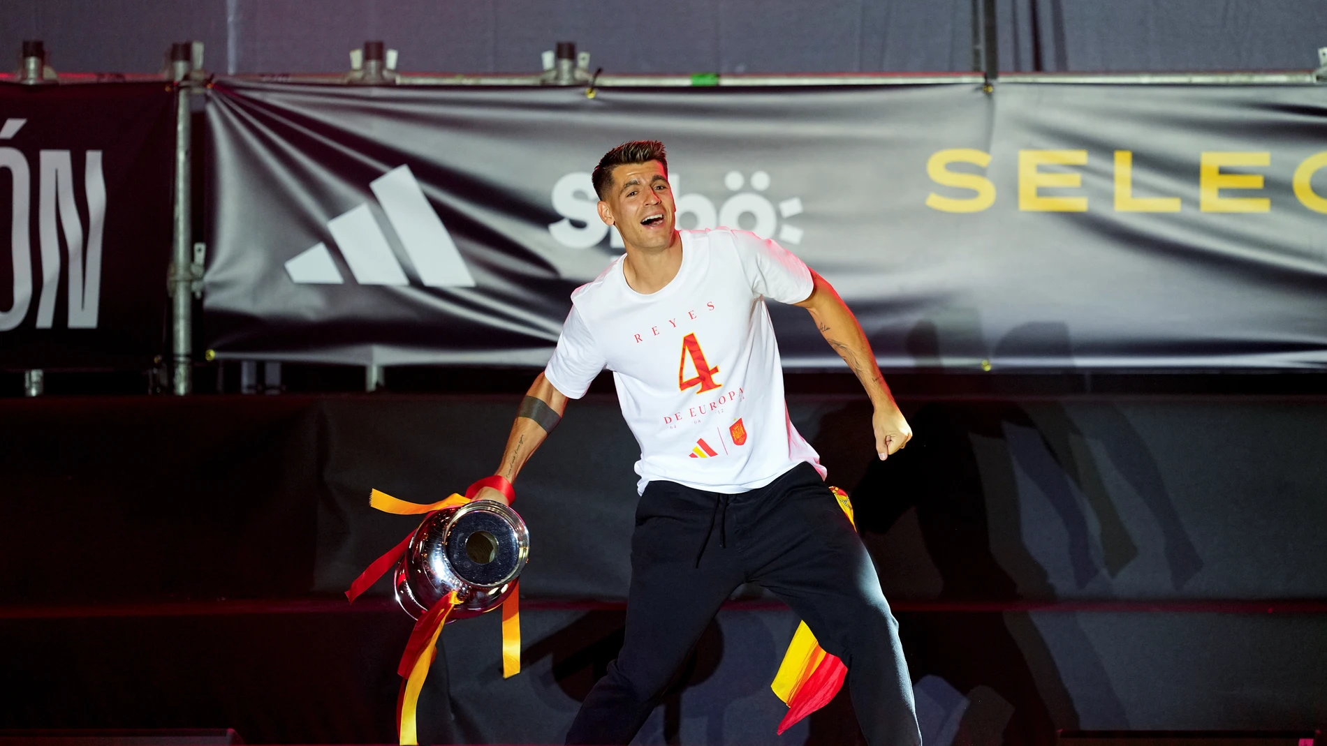 Alvaro Morata celebrates with the trophy during the celebration of Spain Team at Cibeles Palace of Madrid after winning the Eurocup 2024 against Englad on July 15, 2024 in Madrid, Spain. AFP7 15/07/2024 ONLY FOR USE IN SPAIN