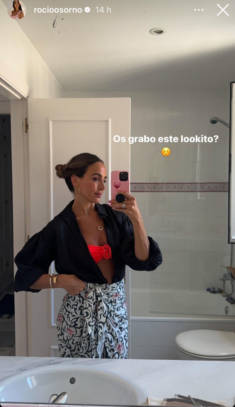 Rocío Osorno con falda pareo.