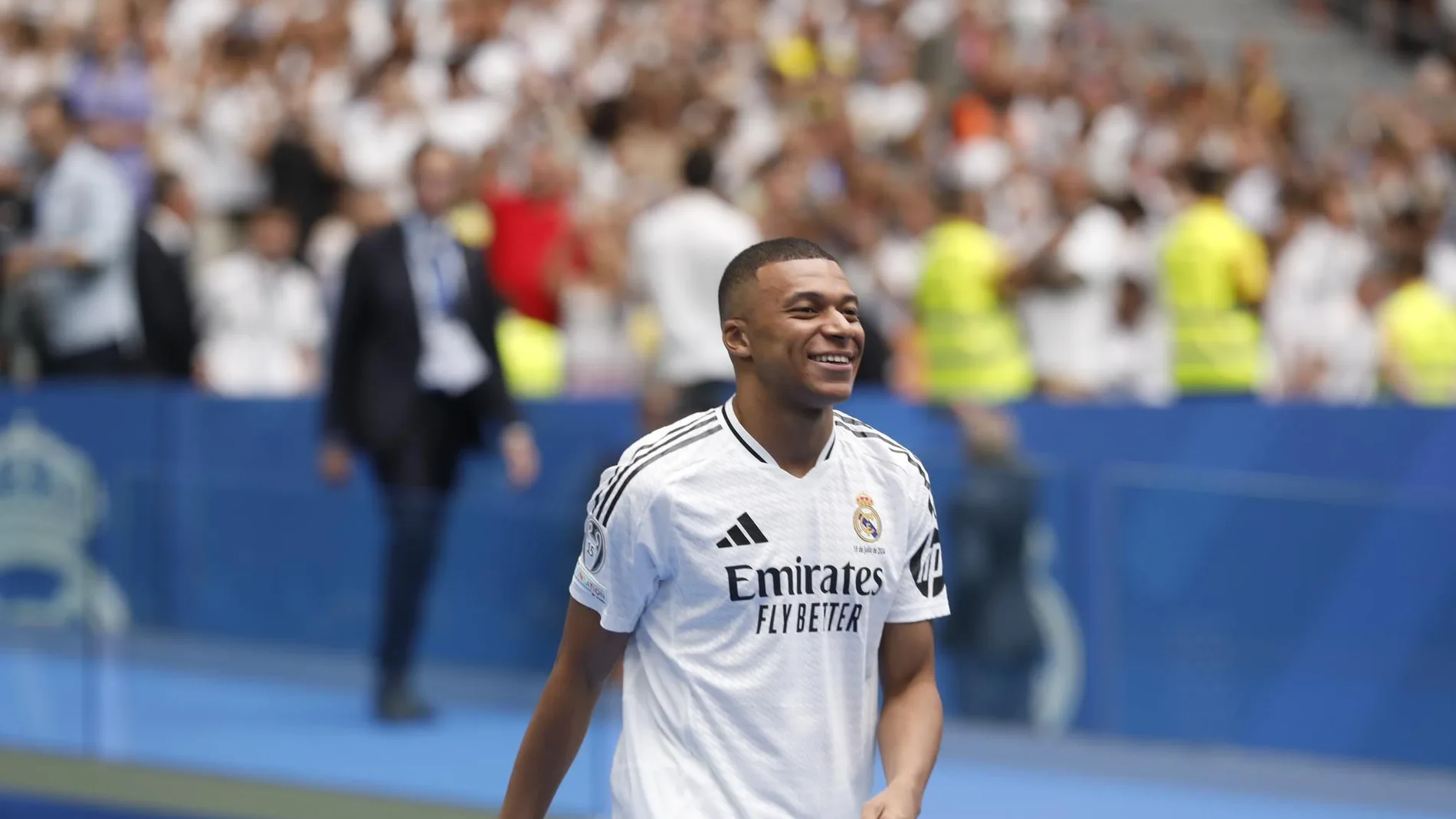Presentación de Kylian Mbappé en el Santiago Bernabeu