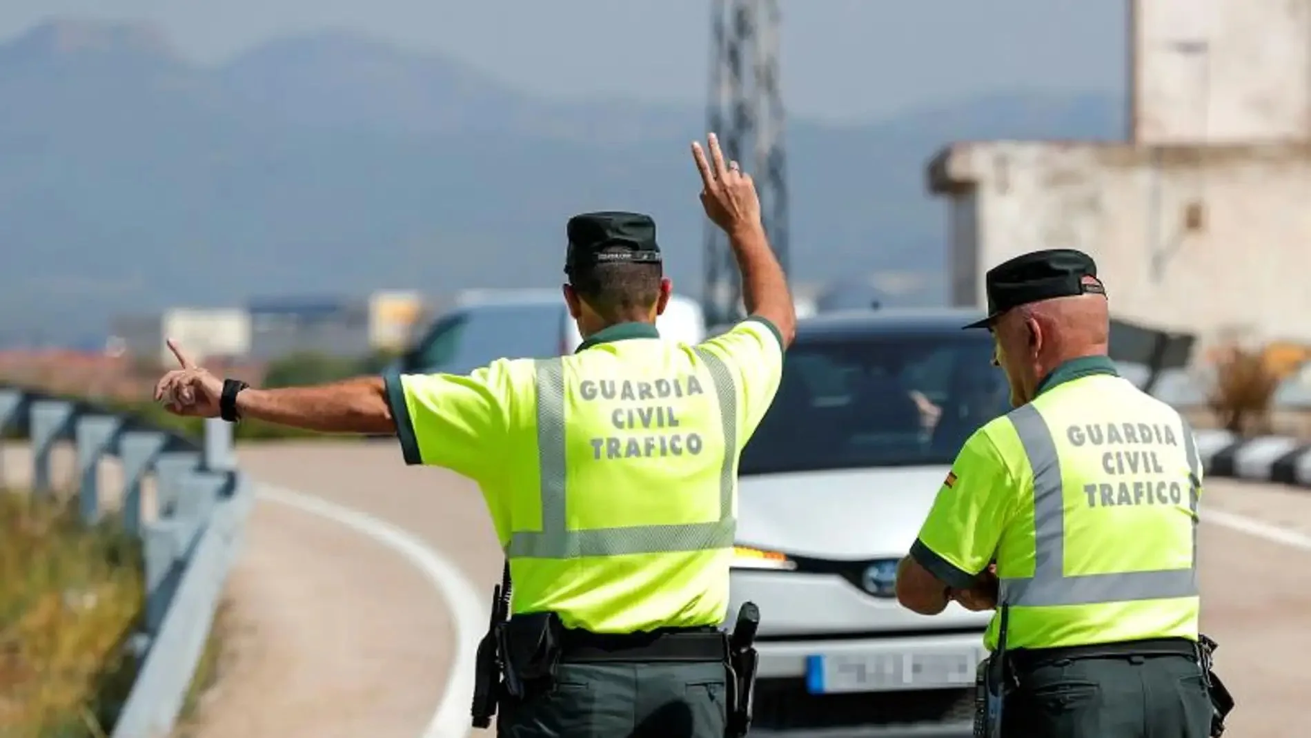 Las consecuencias de no pasar la ITV por sorpresa en plena carretera