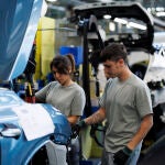 El sector de la automoción sigue liderando las ventas al exterior en Castilla y León