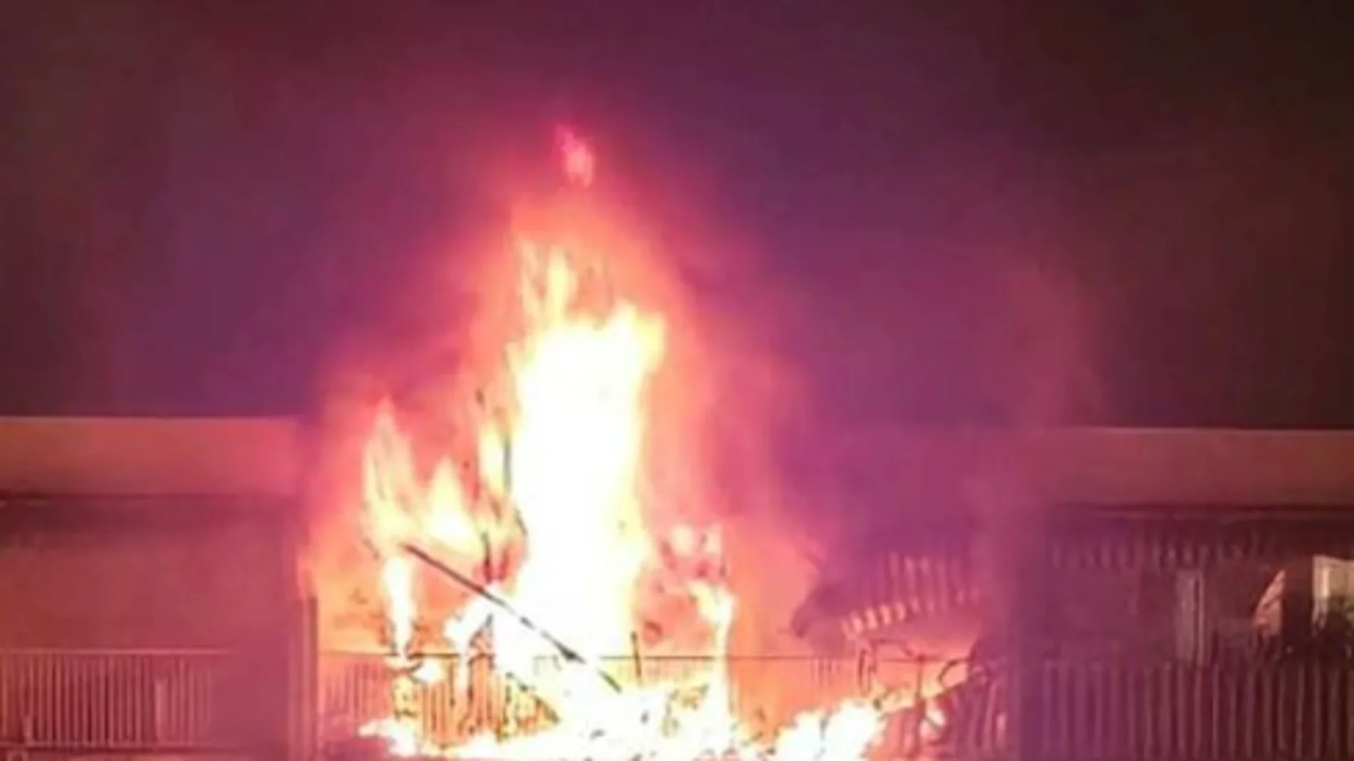 Siete muertos en un incendio en Niza con la sombra de la autoría del narcotráfico