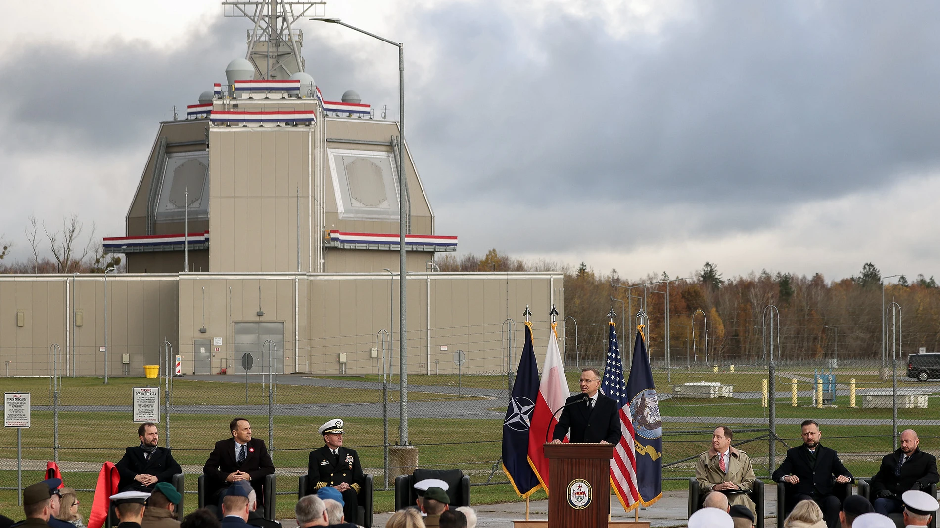 Inauguración de la base militar polaca amenazada por Rusia